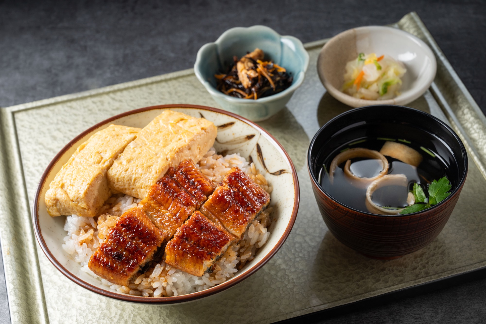 半うな丼